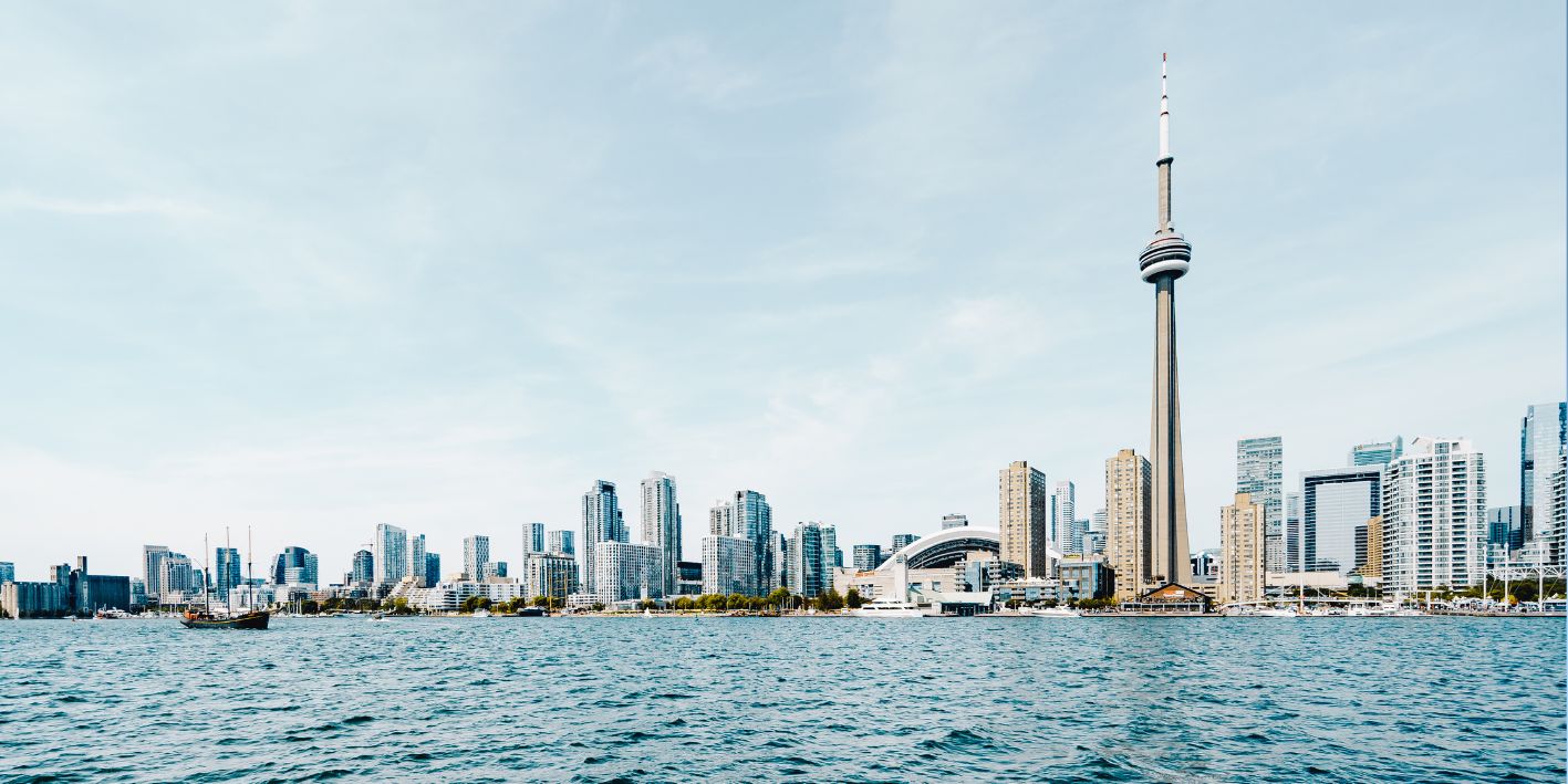 Toronto Real Estate Sales Fall Amid Rising Listings